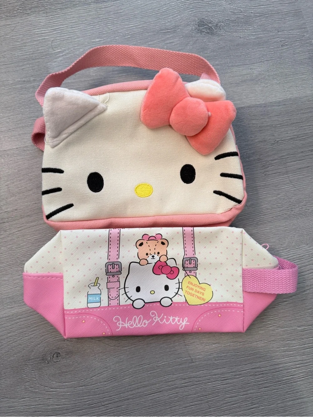 Hello Kitty small bag and pouch set